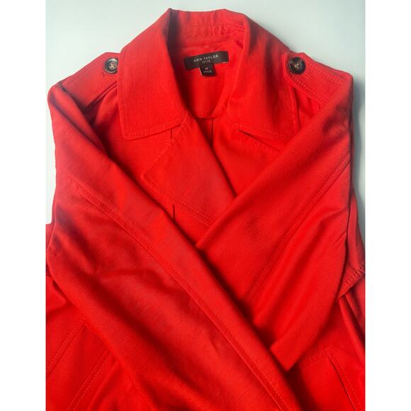 🧥 Ann Taylor Red Short Trench Jacket Blazer Medium Petite Coat Bold Colorful - Picture 5 of 7